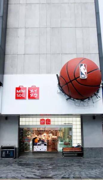 7则最新的户kaiyun网站外广告案例你喜欢哪一个？(图1)